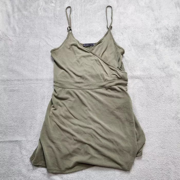 Abercrombie & Fitch Romper Women's M Olive Green Surplice V-Neck Knit Stretch - Front