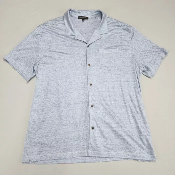 Banana Republic Men's XL Light Blue 100% Linen Camp Collar Short Sleeve Shirt - Front
