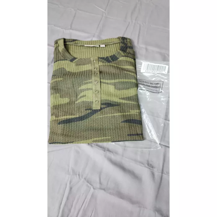 Belle by Kim Gravel Womens 4X Green Camo Waffle Knit Henley Long Sleeve Top - Main