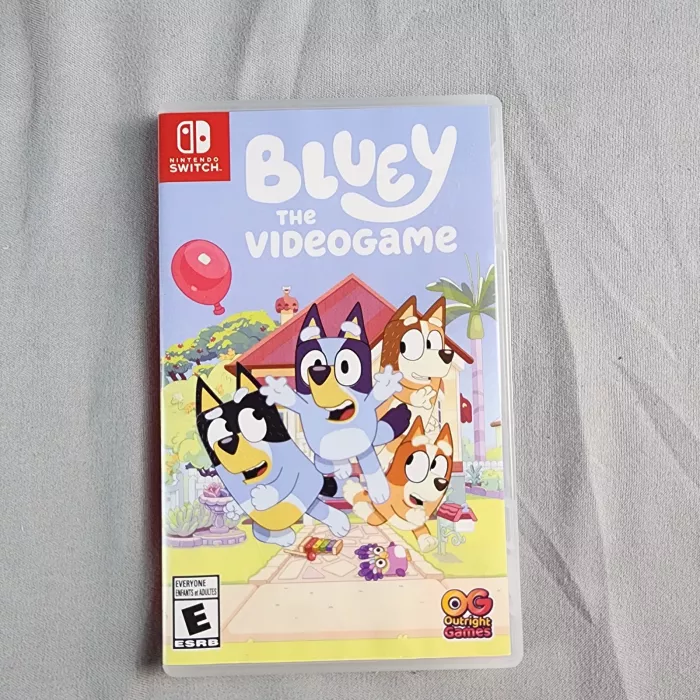 Bluey: The Videogame Nintendo Switch 2023 HAC-P-BACSA Outright Games - Front