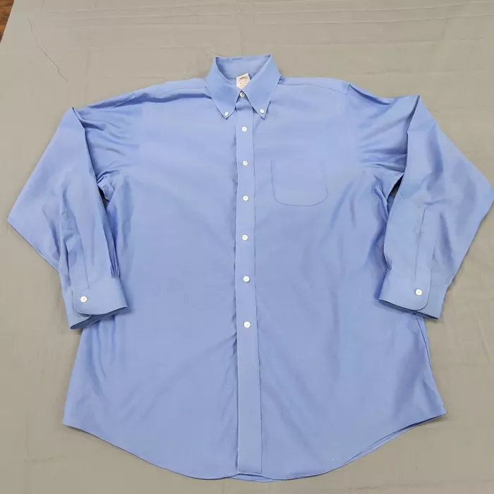 Brooks Brothers Madison Fit Dress Shirt Mens 16.5 35 Light Blue Non Iron Cotton - Front