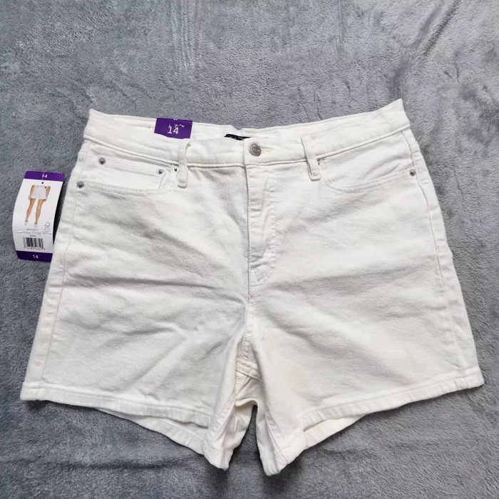 Calvin Klein Jeans Shorts Womens Size 14 White Denim High Rise Mom 5 In Inseam - Front