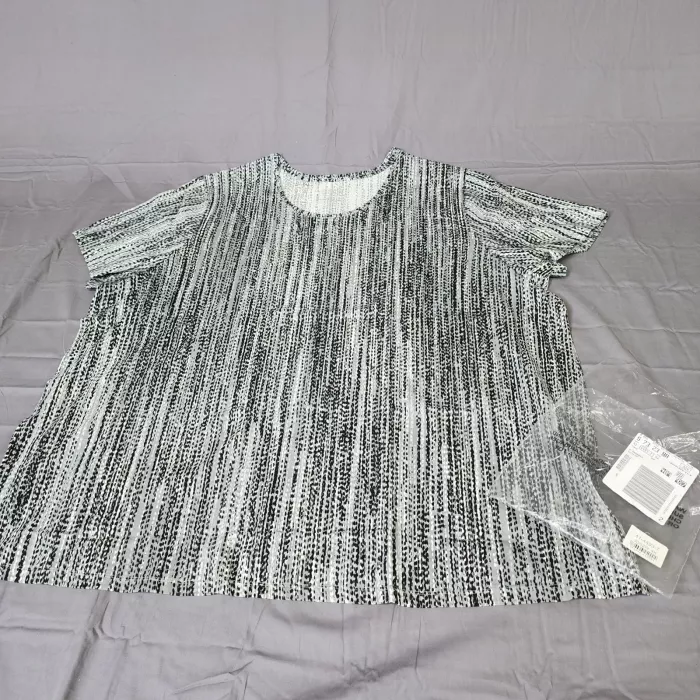 Catherines Plus Size 4X Tunic Top Black White Striped Cotton Knit Short Sleeve - Front