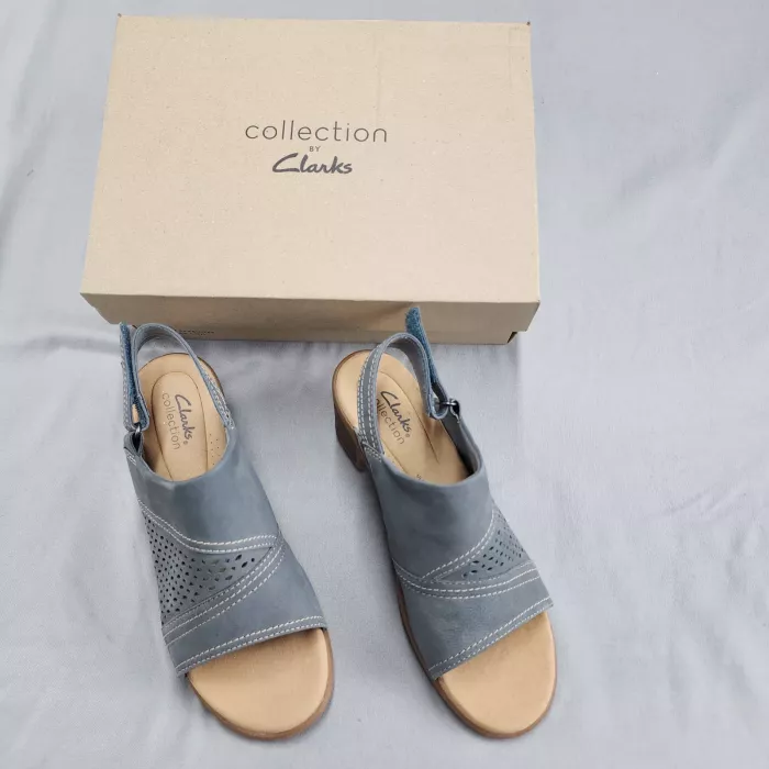Clarks Collection Wedge Sandals Women's 7.5 Wide Blue Grey Leather Slingback - Main