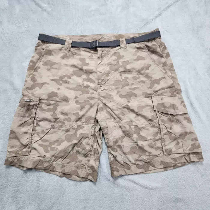 Columbia Mens Cargo Shorts Size 42 Beige Camo Belted Nylon Omni Shade - Front