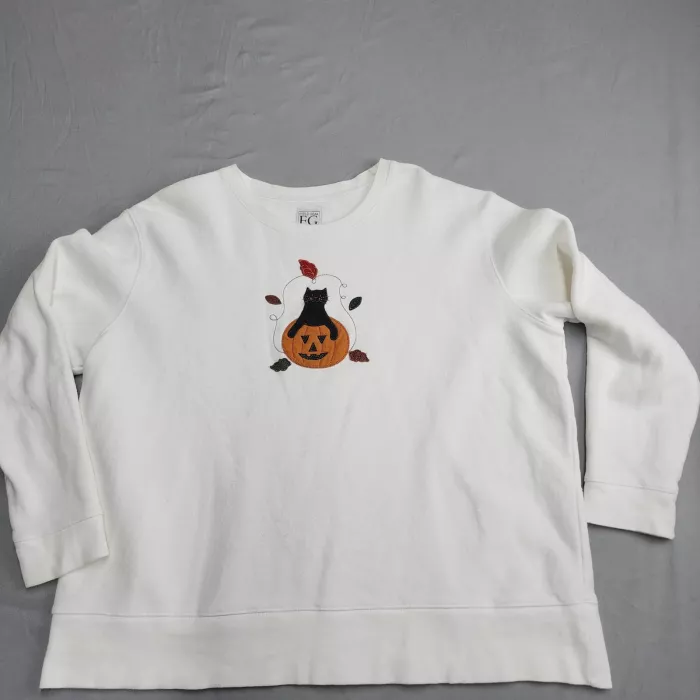 Field Gear Womens Plus 1X White Halloween Sweatshirt Embroidered Cat Pumpkin - Front