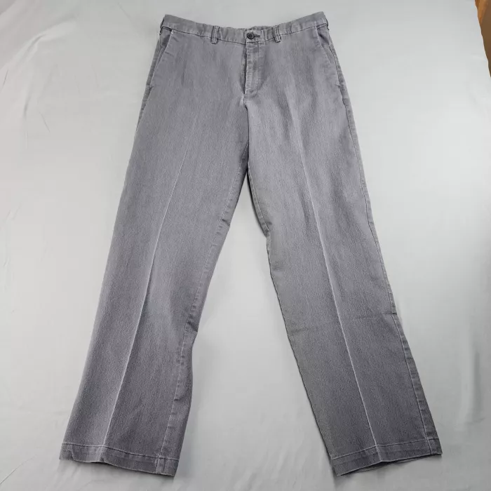 HAGGAR CLOTHING S Men's 36x33 Grey Chino Pants Stretch Mid Rise Classic Fit - Front