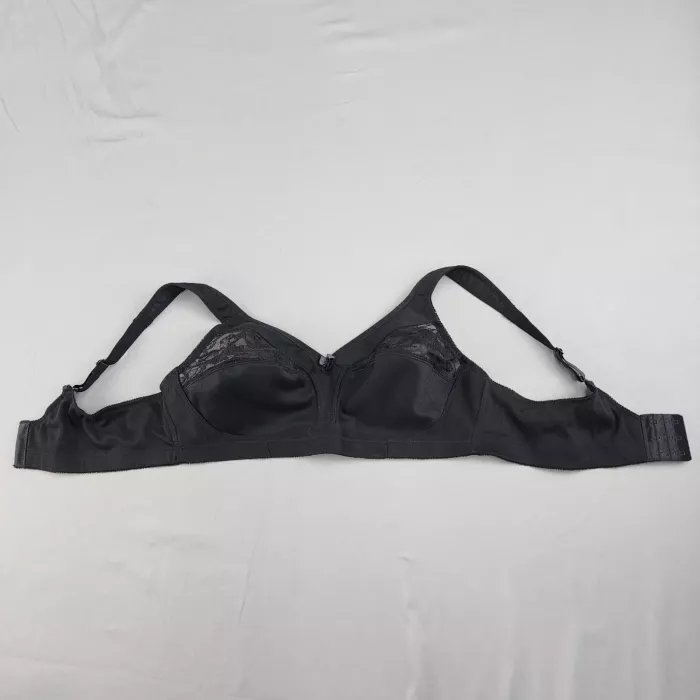 INSTANT Shaping® Black T-Shirt Bra 40B Full Coverage Lace Trim Adjustable - Front