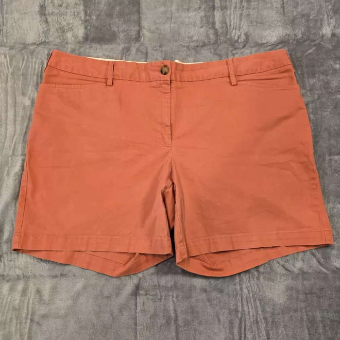 Lands' End Women's Rust Coral Mid Rise Chino Shorts Size 20W Stretch - Front
