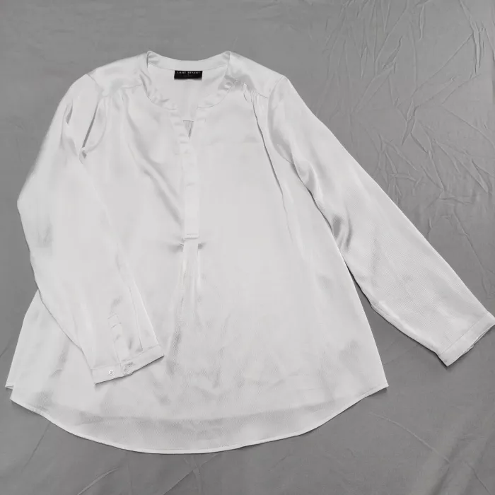 Lane Bryant Womens Blouse Size 18 White Satin V-Neck Long Sleeve Pleated Tunic - Front