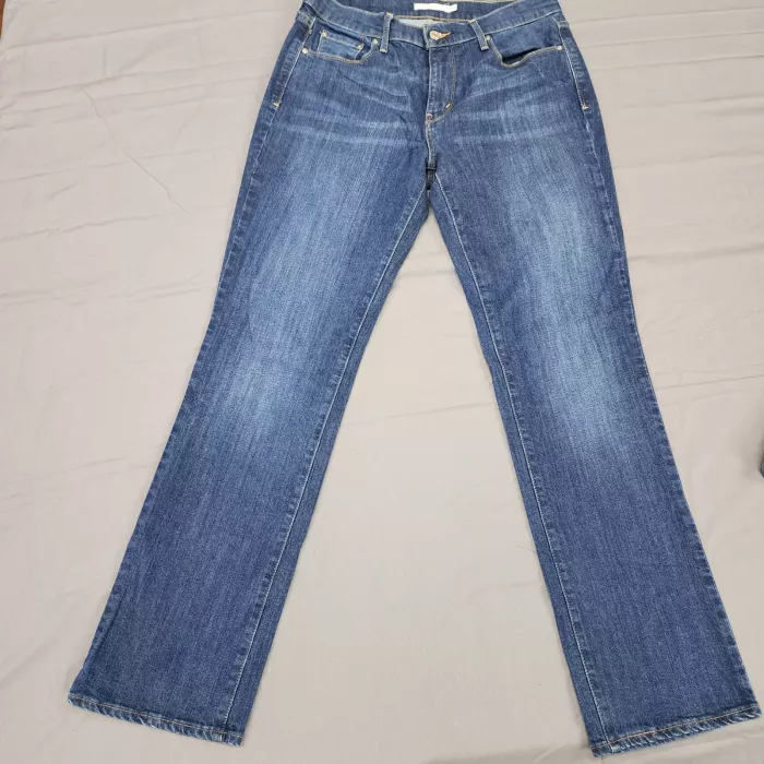 Levi's 505 Straight Jeans Women's Size 10 Blue Denim Mid Rise 30x31 Classic - Front