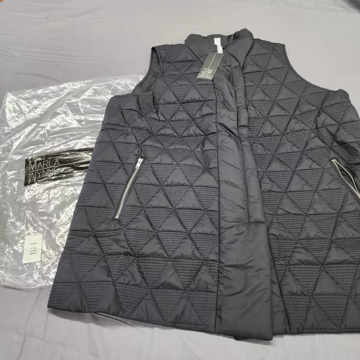 Marla Wynne Women's Plus 3X Black Quilted Puffer Vest Geometric Zip Pockets NWT - Main