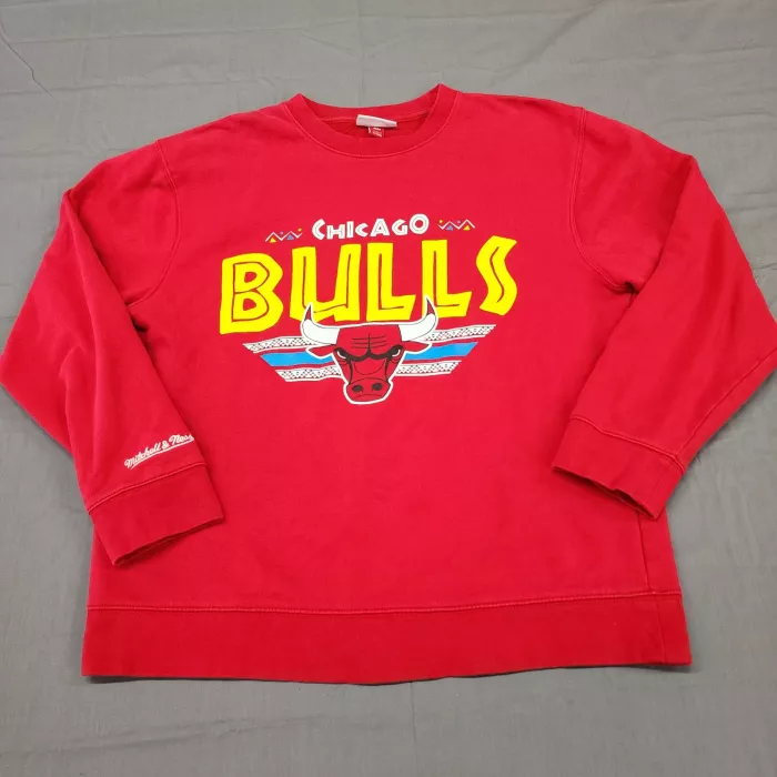 Mitchell & Ness Chicago Bulls Mens XL Red Crewneck Sweatshirt Graphic Pullover - Front