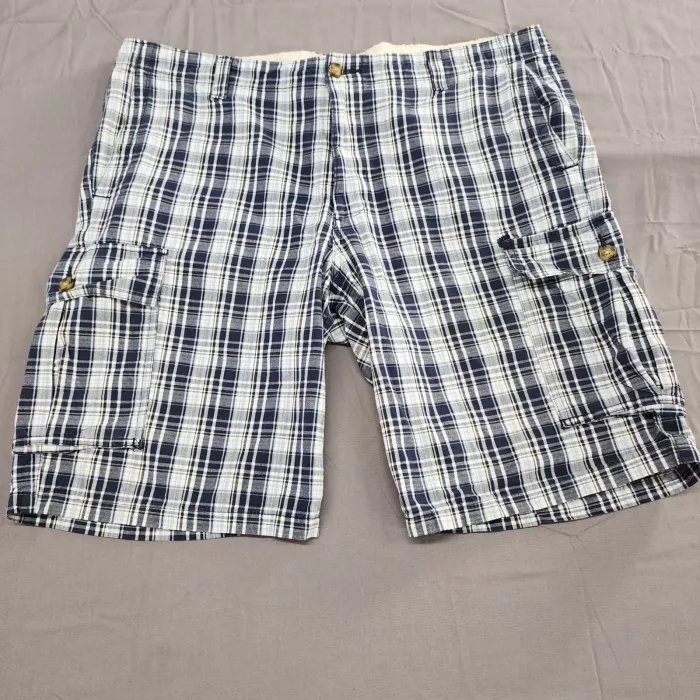 National Outfitters Mens Size 38 Blue Plaid Cargo Shorts Cotton 10 Inseam - Front