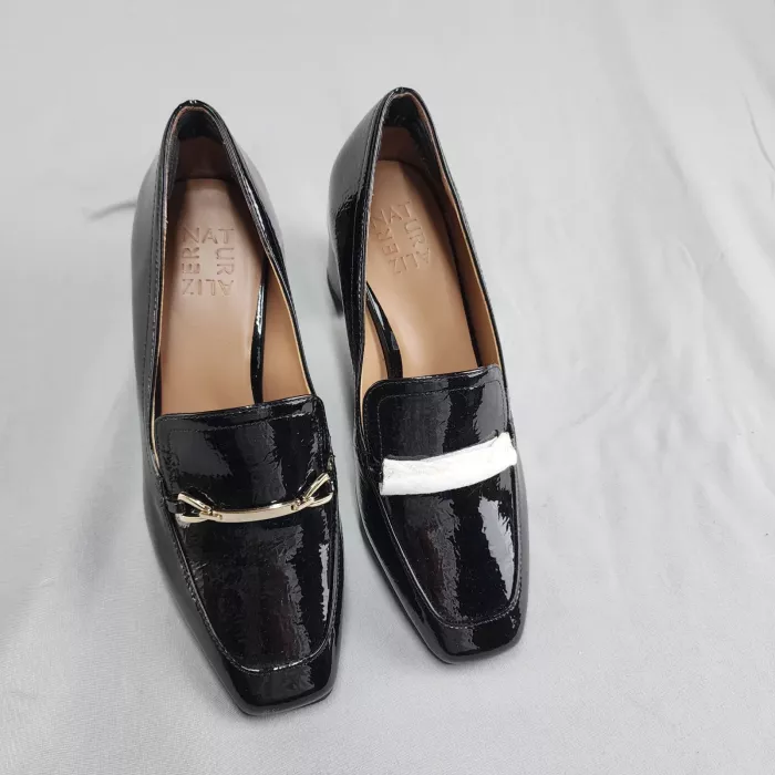 NATURALIZER Black Patent Leather Pumps Square Toe Block Heel Gold Horsebit Women - Front