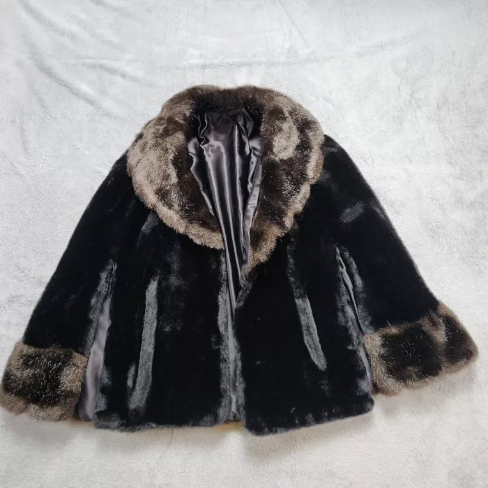 Regina Vintage Faux Fur Cape Poncho Glenoit Black Brown Collar Arm Slits S - Front