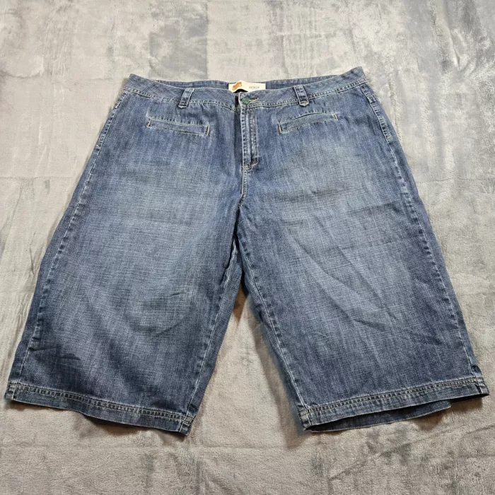 Route 66 Blue Denim Bermuda Shorts 22W Plus Size Cotton Mid Rise - Front