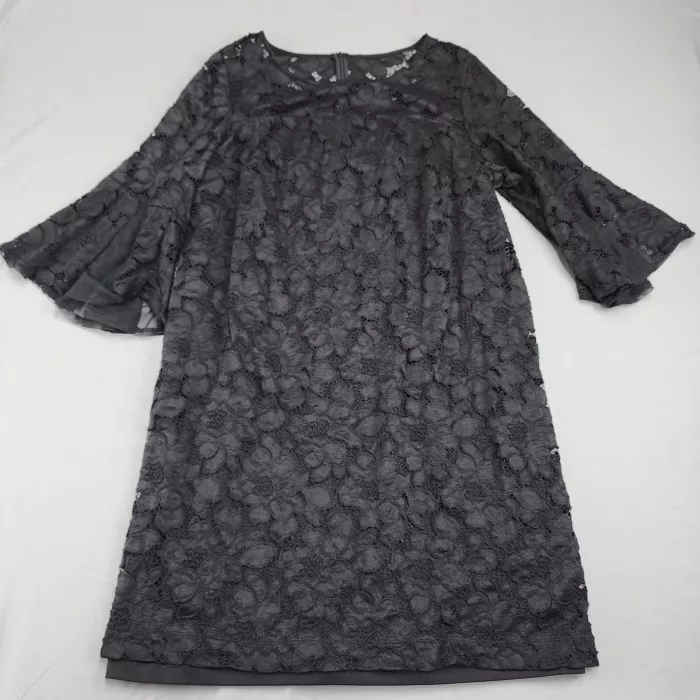 studio one new york 18W Plus Shift Dress Charcoal Grey Floral Lace Bell Sleeve - Front