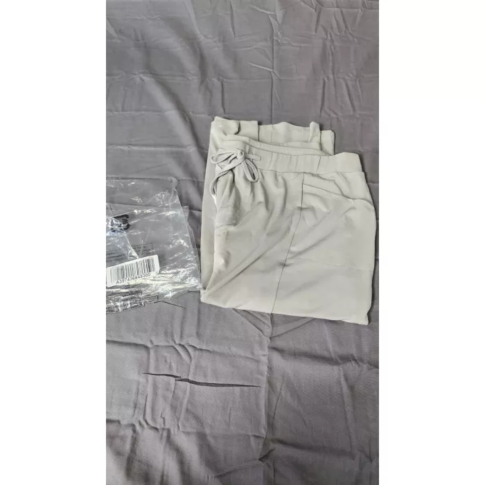 Susan Graver 1X Pale Granite Gray Gaucho Culotte Shorts Wide Leg Knit Pockets - Main