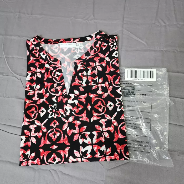 Susan Graver Liquid Knit Tunic Top 3X Plus Red Black Damask Bell Sleeve Blouse - Main