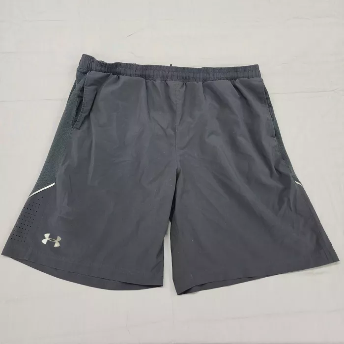 Under Armour Athletic Shorts Mens XL Black Heatgear Pockets Gym Training - Front