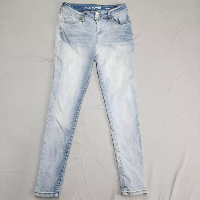 Wallflower Ultra Fit Skinny Jeans Womens Size 13 Light Blue Mid Rise Stretch - Front