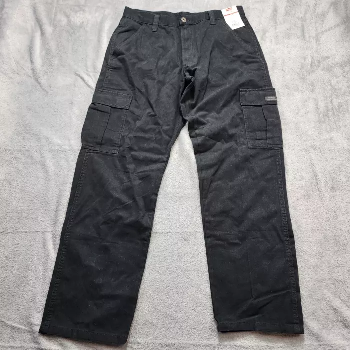 Wrangler Five Star Cargo Pants Men's 32x30 Black Relaxed Fit Cotton Twill NWT - Front