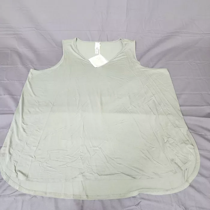 Wynne Layers Tank Top Women's 3XL Green Tunic Scoop Neck Sleeveless Stretch - Front