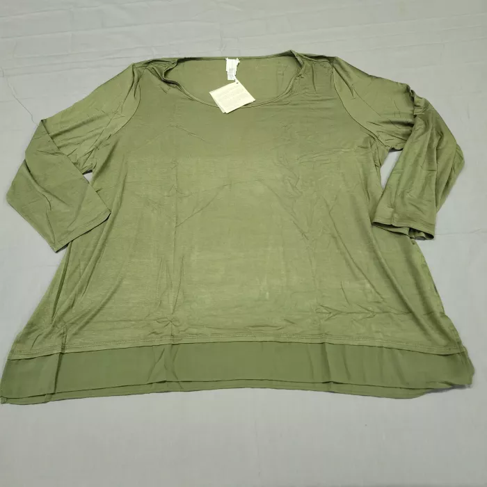 Wynne Layers Womens 3X Olive Green Tunic Top Layered Hem Scoop Neck Plus Size - Front