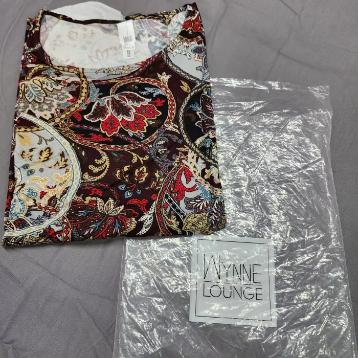 Wynne Lounge Womens Plus 3X T-Shirt Multicolor Paisley Oversized Lounge Top - Main
