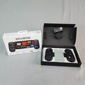 Backbone One 2nd Gen Mobile Gaming Controller iPhone iOS Lightning BB-02-P-BRW - Main