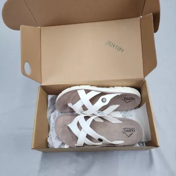 Cliffs by White Mountain Banksy Women's 8M White Thong Sandals Comfort Slip On - Main