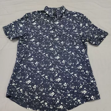 H&M Women's L Slim Fit Short Sleeve Button Up Shirt Navy Blue Floral Top - Front