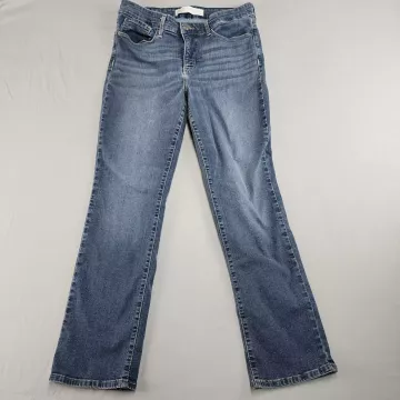 SIGNATURE LEVI STRAUSS & CO. GOLD Women's 12S Petite Straight Jeans Mid Rise 30x - Front