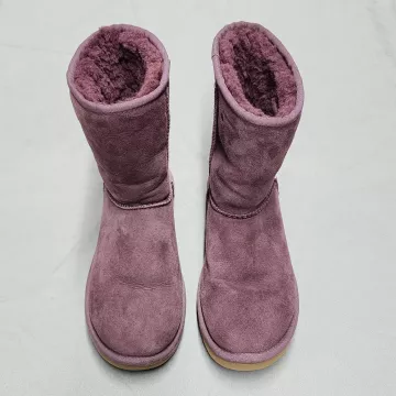 UGG Australia Classic Short Boots Women's 8 Made in USA Dusty Purple Mauve Suede - Front
