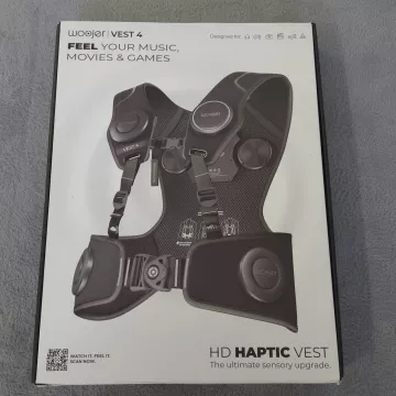 Woojer Vest 4 HD Haptic Vest Multi-Platform Gaming VR WJRV4BHNV-101-B - Main