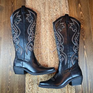 Cowgirl Core Women's Western Boots with Memory Foam Insole Kenzi