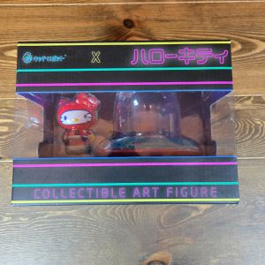 Hello Kitty Kawaii Arcade UFO Sanrio Collectible Vinyl Art Figure 2023 kidrobot