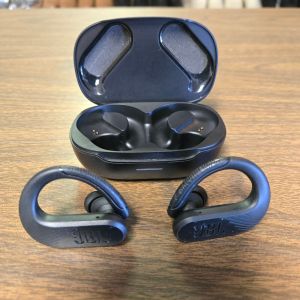 JBL ENDURANCE PEAK3 True Wireless Bluetooth Earbuds