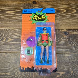 Mcfarlane Batman DC Retro 66 Classics TV Series Robin with Oxygen Mask 6" Figure