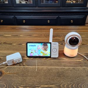 VTech - Smart Wi-Fi Video Baby Monitor 5” HD Display LCD Screen RM5754HD
