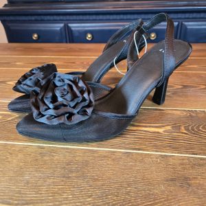 Women's Black Slingback Heels Fleur Florette Sz 10