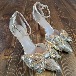 Women's Grace Bow Heels with Memory Foam Insole