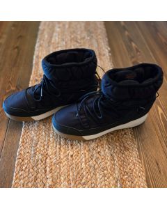 Women's Cara Winter Boots Color Black water-repellent
